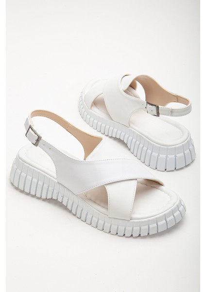 Kadın Beyaz Bilekten Bağlamalı Çapraz Bantlı Poli Yüksek Taban Sandalet fırsatları