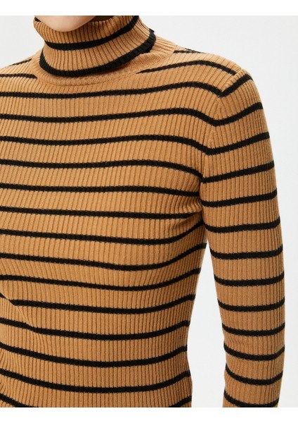 Triko Boğazlı Kazak Uzun Kollu Fitilli Kaşmir Dokulu indirimleri