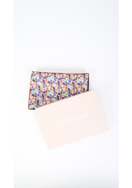 Çiçek Desenli Yeşil Eşarp 95X95 modelleri