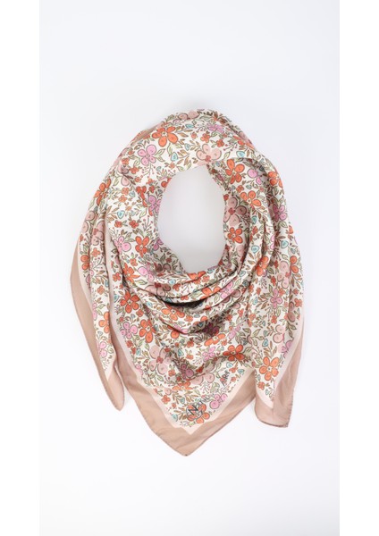 Çiçek Desenli Kahverengi Soft Eşarp 95X95