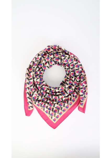 Kalp Desenli Pembe Soft Eşarp 95X95