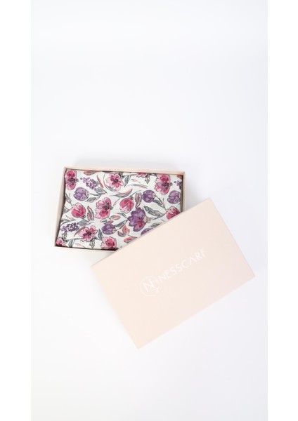 Çiçek Desenli Mor Eşarp 95X95 modelleri