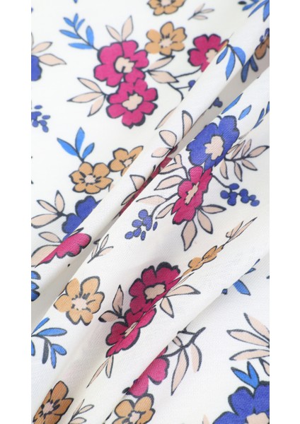 Çiçek Desenli Lacivert Soft Eşarp 95X95 fiyatları