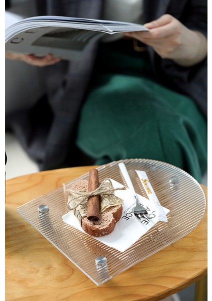 Ay Tipi Stili Yaratıcı Akrilik Kahve Tepsisi Basit Modern U-Şekilli Çay Tabağı Nordik Masa Üstü Demir Saklama Tabağı Ev Dekorasyon Paneli (Yurt Dışından) fırsatları