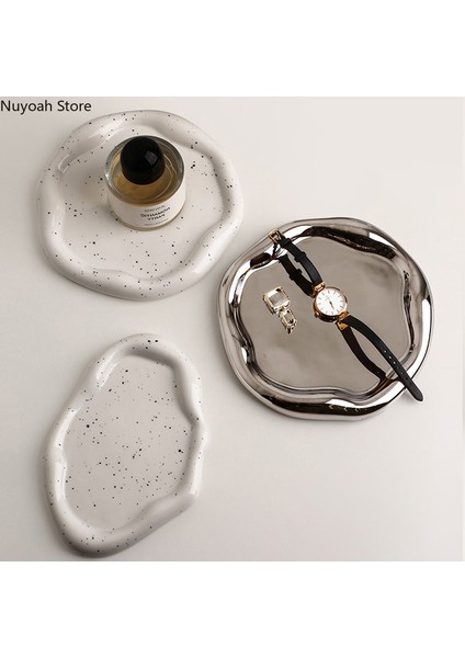 Gümüş-19,5cm Stili Modern Seramik Gümüş Kaplama Tabak Masa Üstü Dekorasyon Yaratıcı Sanat Mürekkep Nokta Saklama Tepsi Mutfak Oturma Odası Dekorasyon Tabak (Yurt Dışından) fiyatları