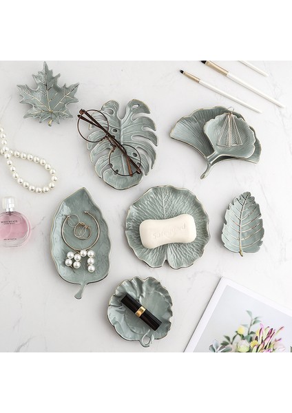 Menekşe Tarzı Yeşil Yaprak Altın Kenarlı Seramik Tepsi Saklama Tepsisi Altın Tüy Takı Makyaj Fırça Saklama Porselen Süs Tabak (Yurt Dışından) fırsatları