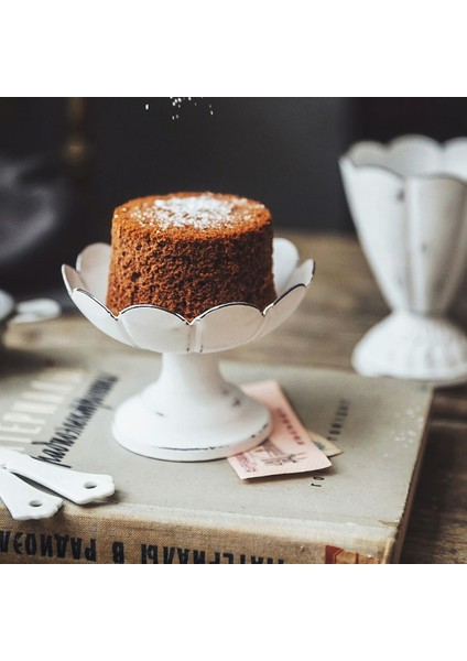 L Tarzı Metal Servis Tepsisi Takı Gösterme Tabak Retro Beyaz Tatlı Meyve Kek Atıştırmalık Yüksek Tabak Ev Parti Düğün Dekorasyonu (Yurt Dışından) fırsatları