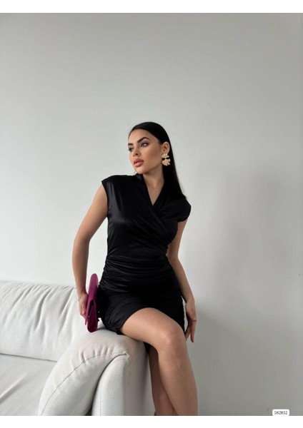 Kadın Kurvaze Yaka Kolsuz Büzgü Detay Saten Elbise(Renkli) modelleri