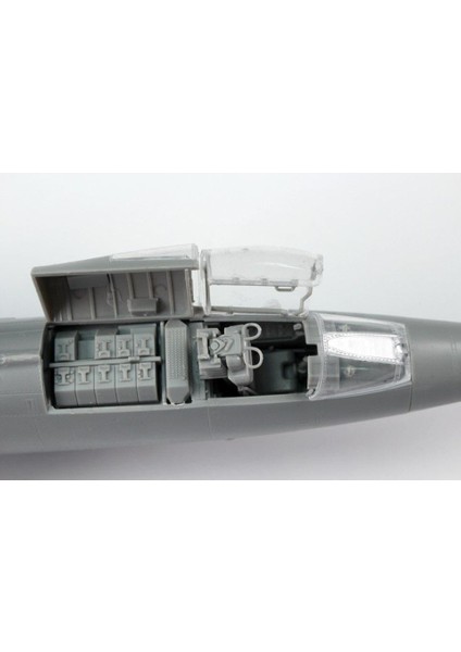 K48083 1/48 F-104G (Luftwaffe Starfighter) Savaş Uçağı, Plastik Model Kiti fırsatları
