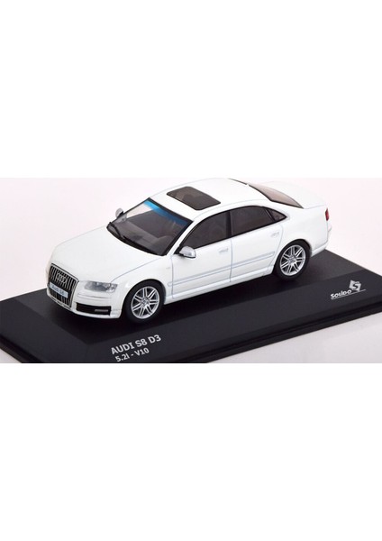 1:43 Solido 2010 Audi S8 (D3)