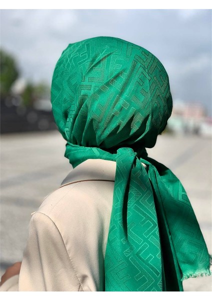 Pamuk Jakar F Logo Benetton Şal