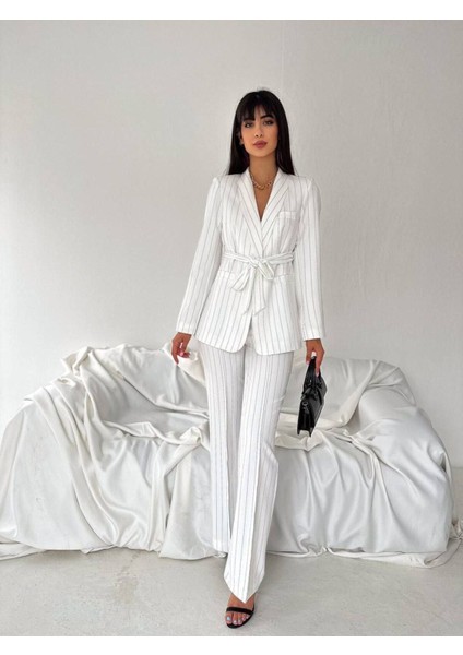 Kuşaklı Çizgili Ceket Pantolon Takım Elbise fiyatları