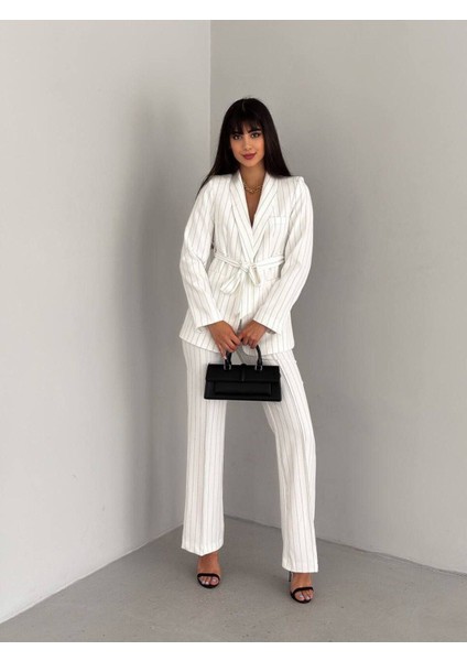 Kuşaklı Çizgili Ceket Pantolon Takım Elbise fırsatları