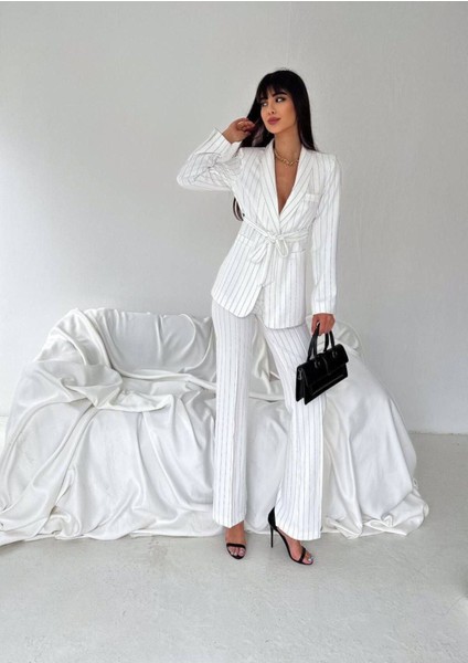 Kuşaklı Çizgili Ceket Pantolon Takım Elbise indirimleri