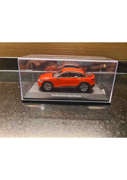 Iscale 1/43 audi E-Tron Sportback 2020 modelleri