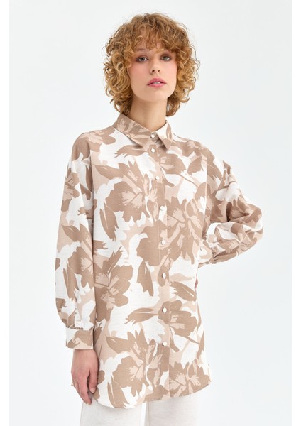 Yaprak Desenli Ferah Kumaş Pantolonlu Takım Bej