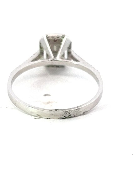 0,26 Ct 1,65 gr Baget Pırlanta Yüzük modelleri