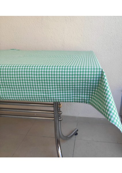 Pötikareli Masa Örtüsü