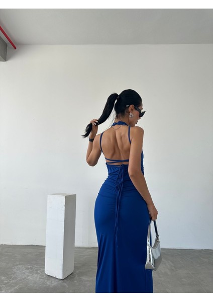 Halter Yaka Sırtı Bağcık Detaylı Büzgülü Sandy Elbise modelleri