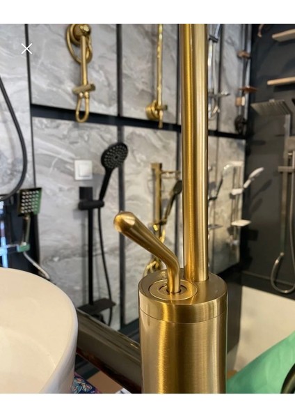 Mat Gold Çanak Lavabo Bataryası Mat Gold Çanak Armatür Drop Design