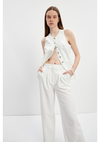 Krem Pileli Yüksek Bel Wide Leg Pantolon fırsatları