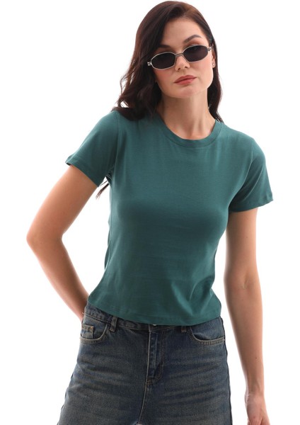 Kadın Bisiklet Yaka Kısa Kol Basic Tişört modelleri