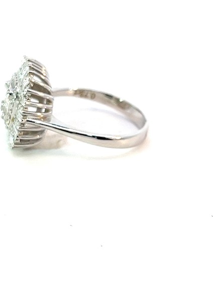 0,69 Ct 3,96 gr Baget Pırlanta Yüzük fiyatları