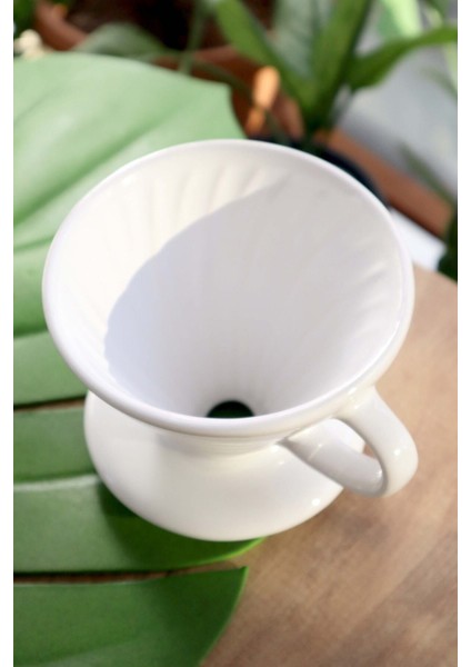 Seramik V60 Filtre Kahve Demleme Beyaz Renk modelleri
