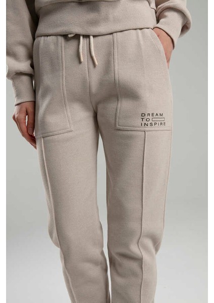 Kadın Dokulu Baskılı Jogger modelleri