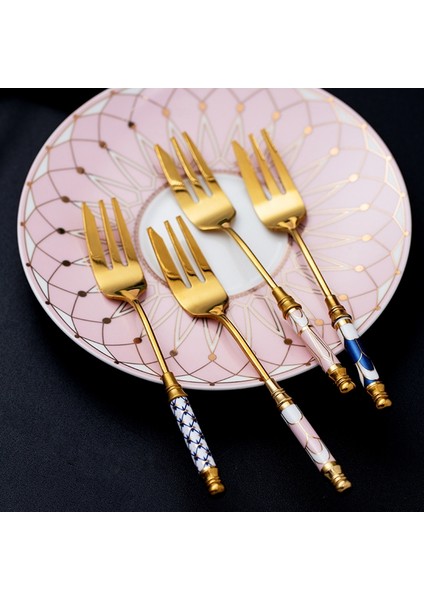 J Tarzı Vintage Çatal Paslanmaz Çelik Altın Pasta Çatalı Tatlı Meyve Çatalı Seramik Uzun Sap Parti Için Kullanılan Hamurişi Salyangoz Çatal Tabaktır (Yurt Dışından) fiyatları