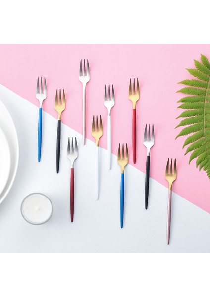 Pembe Altın 1 Adet Tarzı 1 Adet Meyve Çatalı Paslanmaz Çelik Kek Çatalı Siyah Altın Renkli Çeşitli Çay Çatalı Yemek Takımı Salyangoz Çatalı Otel Parti Restoran (Yurt Dışından) modelleri