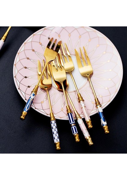 Bir Stil Paslanmaz Çelik Altın Kek Çatalı Tatlı Çatalı Meyve Çatalı Seramik Uzun Sap - Partide Tatlı ve Pasta Için Kullanılır - Salyangoz Çatal Restoranında (Yurt Dışından) fırsatları