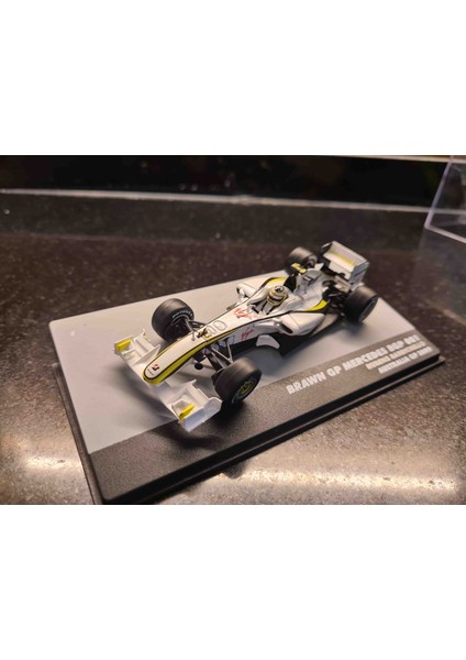 1/43 mercedes Bgp 001 2009 F1 Rubens Barrichello