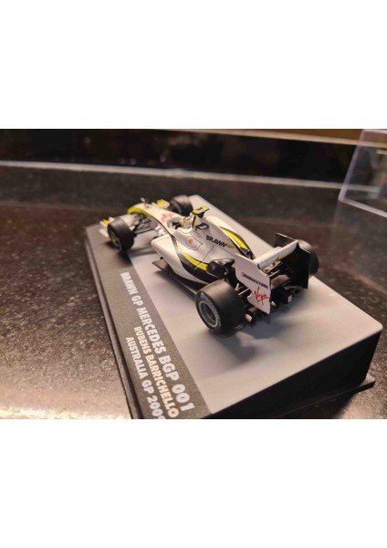 1/43 mercedes Bgp 001 2009 F1 Rubens Barrichello