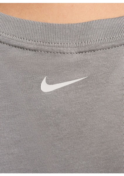 Gri Kadın Yuvarlak Yaka T-Shirt FZ4635-029 W Nsw Crop Tee Gls Beden: Xs fırsatları