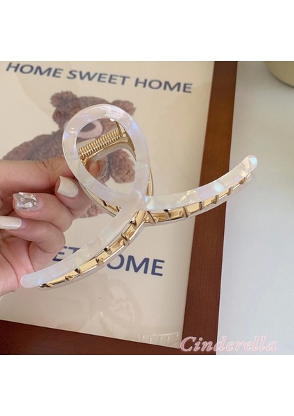 Fiyonk Model Hologram Desenli Kemik Mandal Toka Krem 11.5 cm - Yeni Trend Mandallı Saç Topuz Tokası fiyatları