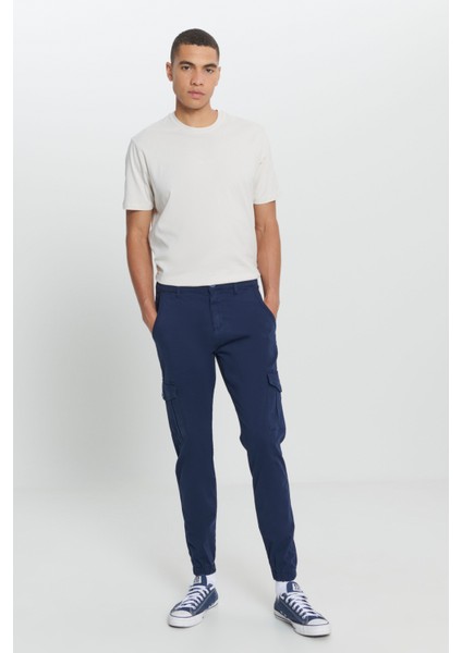 Erkek Lacivert Slim Fit Dar Kesim Kargo Cepli Pamuklu Esnek Pantolon modelleri