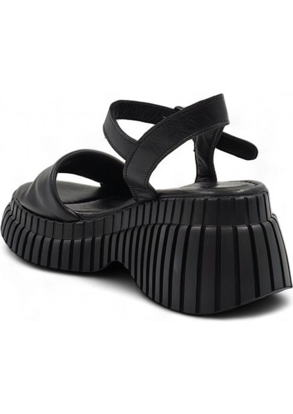 K1310102 Günlük Ayakkabı Siyah fırsatları