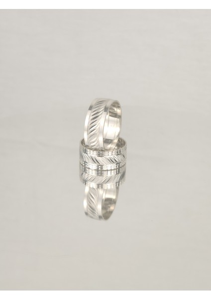 Yaprak Desenli 925 Ayar Gümüş Alyans, Nişan ve Söz Yüzüğü fiyatları