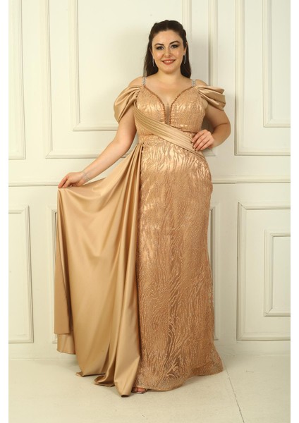 Zincir Askılı Ön Arka V Yaka Düşük Kollu Simli Flok Baskılı Astarlı Uzun Balık Elbise modelleri