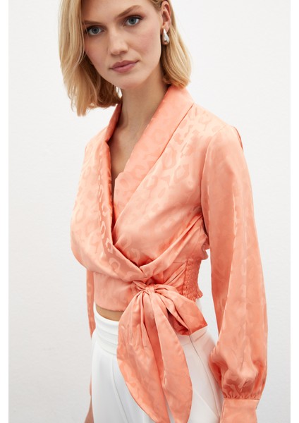 Yan Kuşaklı Saten Bluz - Somon modelleri