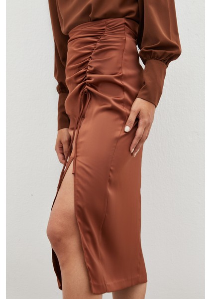 Büzgü Detaylı Saten Etek - Kahve modelleri