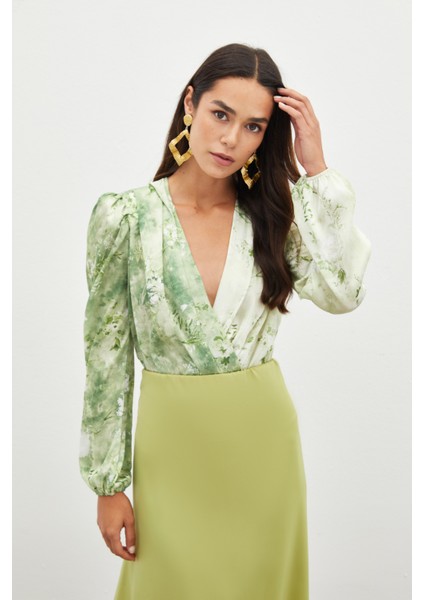 Çiçek Desenli Bodysuit Bluz - Çağla Yeşili modelleri