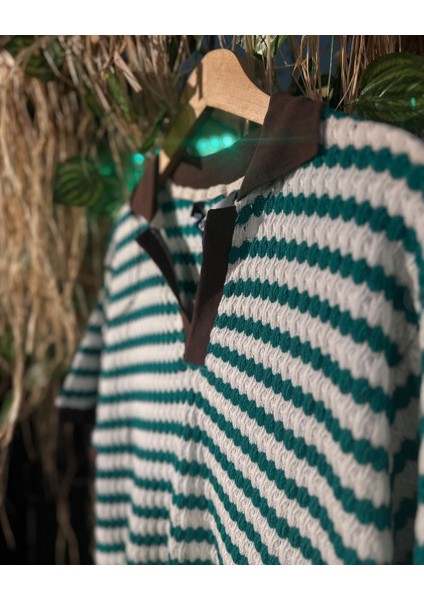 Polo Yaka Oversize Çizgili T-Shirt modelleri