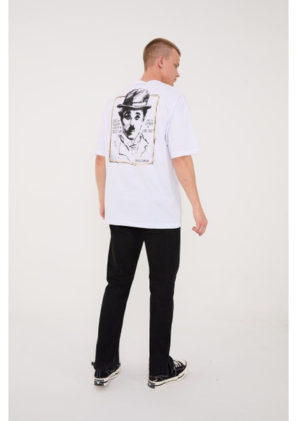 Charlie Chaplin Beyaz Nakışlı Unisex T-Shirt fiyatları