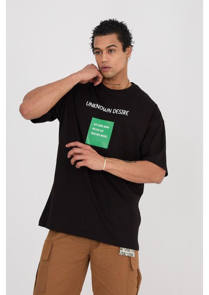 Kabartma Baskılı Siyah Basic Oversize T-Shirt indirimleri