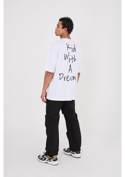 Kid With A Dream Beyaz Baskili Oversize T-Shirt modelleri
