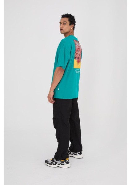 Halı Motifli Deniz Mavisi Özel Nakışlı Oversize T-Shirt modelleri
