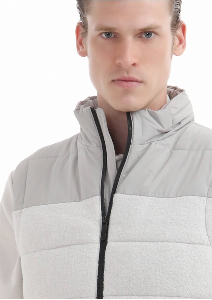 Ekru Regular Fit Dik Yaka Casual Dokuma Spor Yelek fırsatları