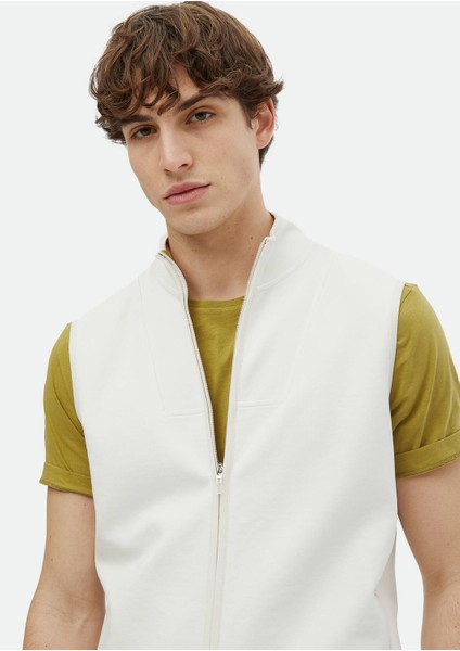 Ekru Regular Fit Dik Yaka Spor Örme Spor Yelek modelleri